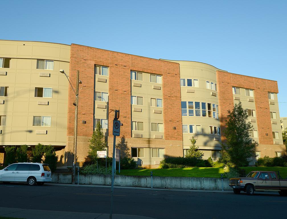 The Madison Inn スポーケン エクステリア 写真