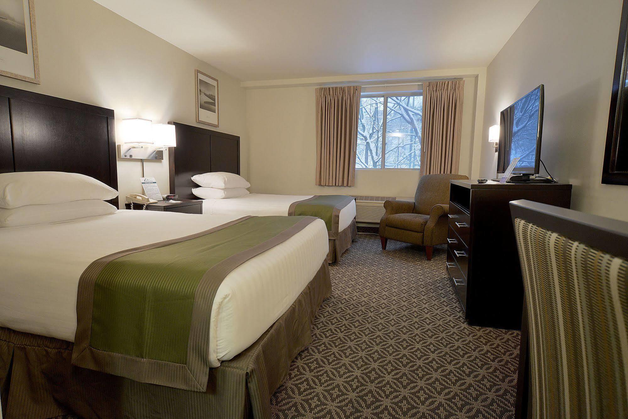 The Madison Inn スポーケン エクステリア 写真